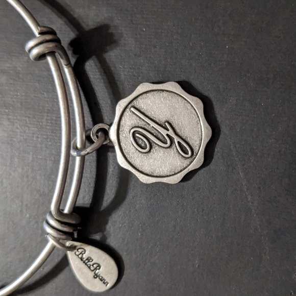 BELLA Ryann Silver Tone Initial Letter Y Expandable Statement Bracelet - Picture 2 of 4